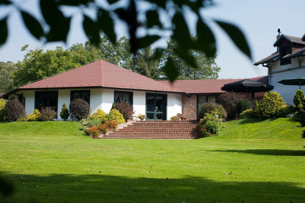 Cyprianowka Villa Warszowice ภายนอก รูปภาพ